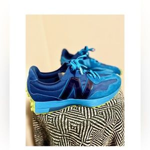 New Balance 327 x Jolly Rancher Mens
Sneakers Blue Raspberry Shoes Size 10